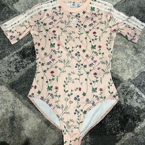 Adidas Originals Womens Peach Floral Print Fitness Bodysuit Size M
